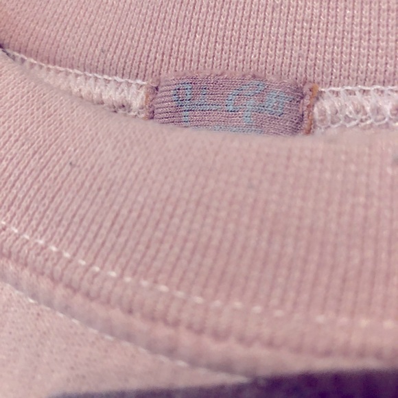 Brandy Melville Erica crewneck - Picture 5 of 6